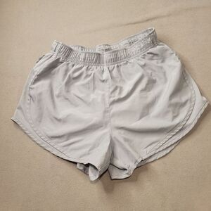 Nike Dri-FIT Tempo Running Shorts in Grey Size Medium